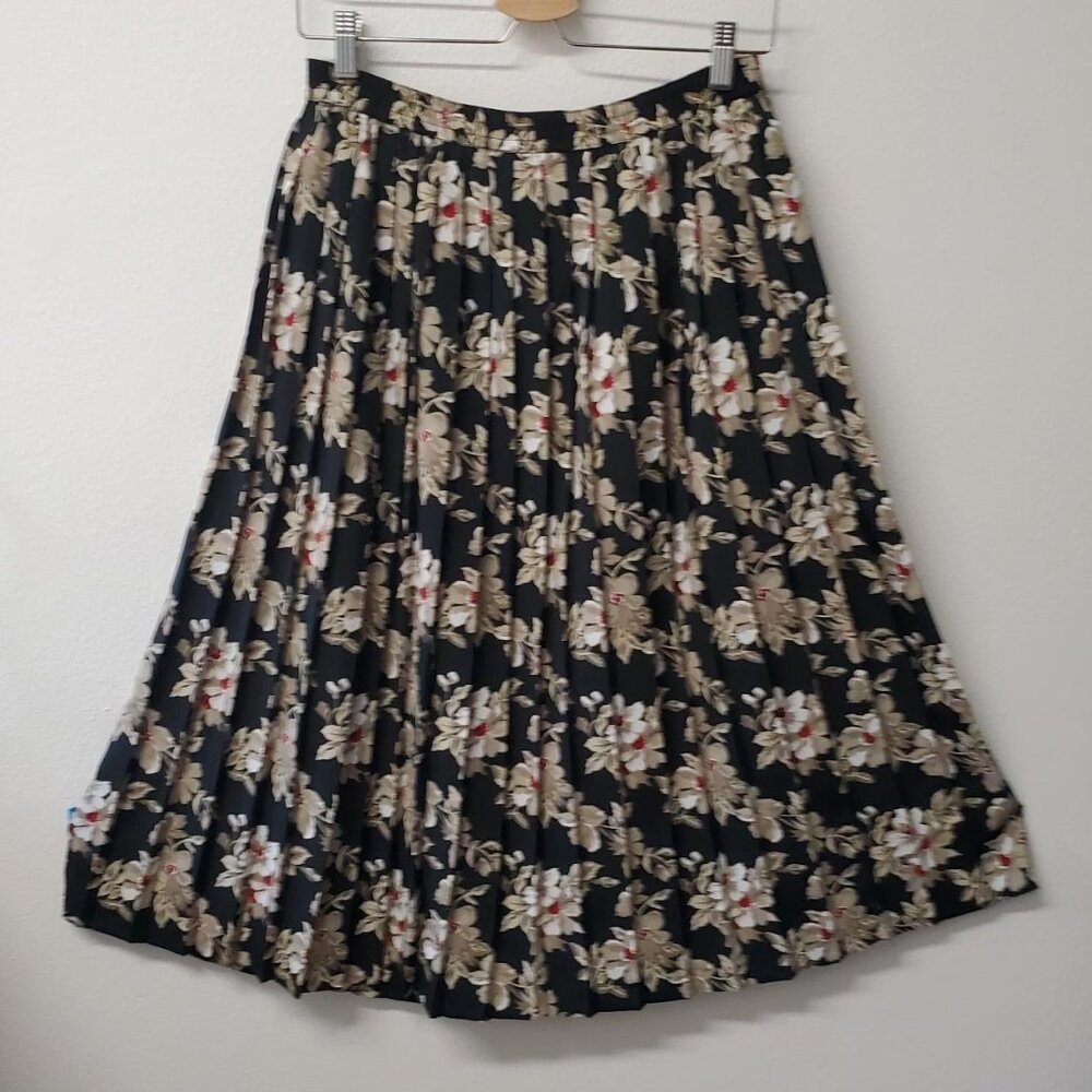 Elastic Waist, Pleated Floral Skirt